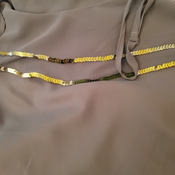 Green Asymmetrical Sequin Layered Dress Junior 9 - Picture 8 of 8